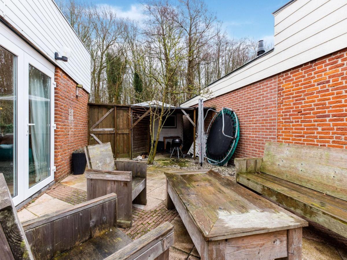 Endearing Holiday Home In Noordwijkerhout With Garden Bbq Exteriér fotografie